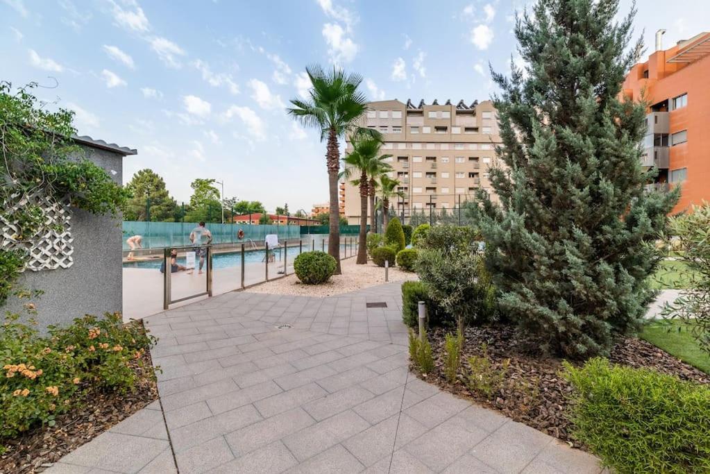 Moderno Apartamento Con Piscina Y Parking Гранада Екстериор снимка