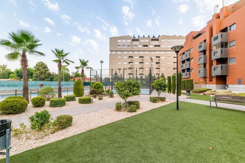 Moderno Apartamento Con Piscina Y Parking Гранада Екстериор снимка